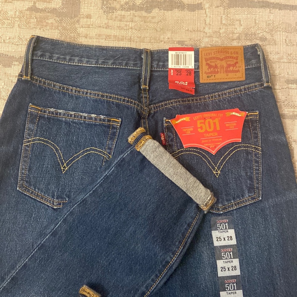 Levi’s 501 Jeans